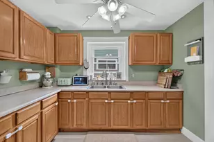 1046 4th St, Jackson, MI 49203 - Photo 17