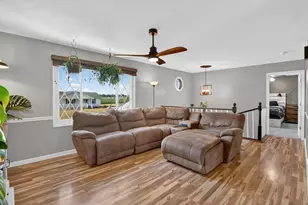 438 South St, Blissfield, MI 49228 - Photo 5