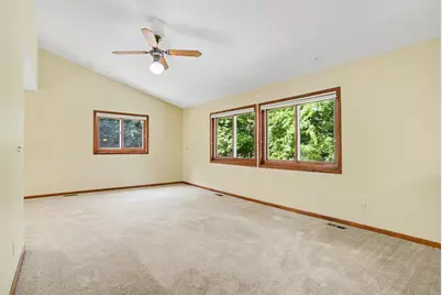 8455 Oakside Street, Portage, MI 49002 - Photo 9