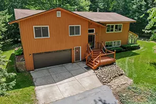 8455 Oakside St, Portage, MI 49002 - Photo 7