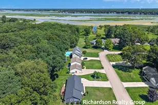 15317 Vintage Ave, Grand Haven, MI 49417 - Photo 47