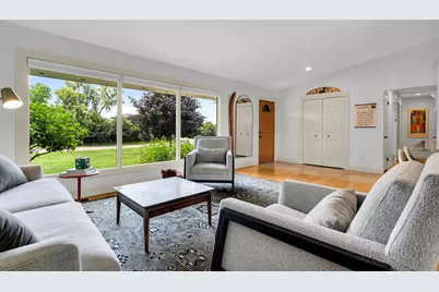 2348 Pine Lake Road, West Bloomfield, MI 48324 - Photo 9