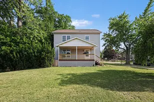 1022 Homewild Ave, Jackson, MI 49201 - Photo 1