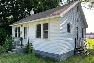 3871 Main St, Benton Harbor, MI 49022 - Photo 1