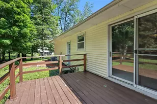 205 Highfield Rd, Marshall, MI 49068 - Photo 15