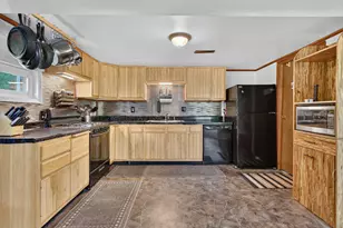 10932 Baker Rd, Jerome, MI 49249 - Photo 13