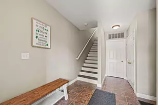 5746 Hampshire Ln, Ypsilanti, MI 48197 - Photo 5