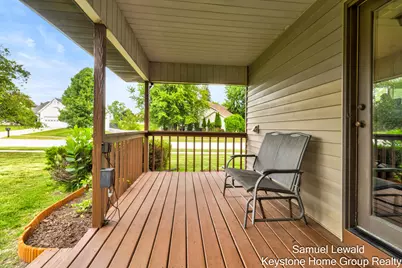 4551 Springmont Drive SE, Grand Rapids, MI 49512 - Photo 5