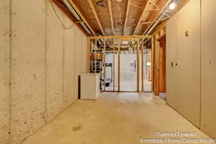 4551 Springmont Dr SE, Grand Rapids, MI 49512 - Photo 39