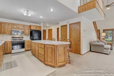 4551 Springmont Drive SE, Grand Rapids, MI 49512 - Photo 11
