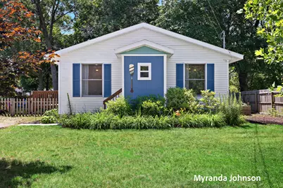 357 S Lake Avenue, Spring Lake, MI 49456 - Photo 3