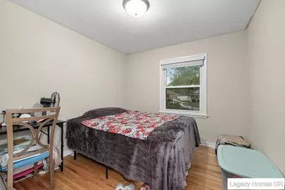 4250 Illinois Avenue SW, Wyoming, MI 49509 - Photo 7