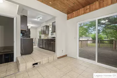 4250 Illinois Avenue SW, Wyoming, MI 49509 - Photo 5