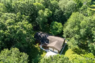 2894 Gulliford Dr SE, Lowell, MI 49331 - Photo 3