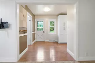 284 Hoover Ave, Benton Harbor, MI 49022 - Photo 5