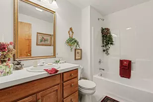 726 Glenvale Dr, Coopersville, MI 49404 - Photo 17