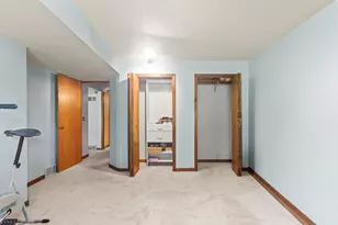 2271 Southgate Dr SE, Kentwood, MI 49508 - Photo 29