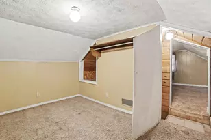 942 Amity Ave, Muskegon, MI 49442 - Photo 13