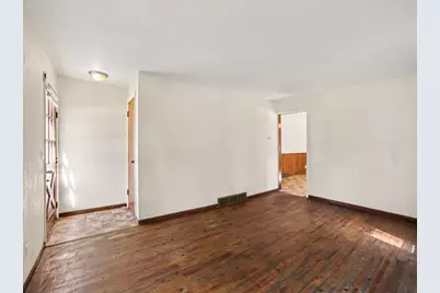 942 Amity Avenue, Muskegon, MI 49442 - Photo 7