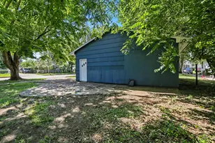 942 Amity Ave, Muskegon, MI 49442 - Photo 25