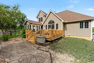 612 Hickory Ridge Dr, Tecumseh, MI 49286 - Photo 27