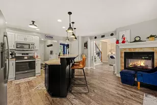 612 Hickory Ridge Dr, Tecumseh, MI 49286 - Photo 7
