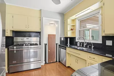 2678 Valley Drive, Ann Arbor, MI 48103 - Photo 13