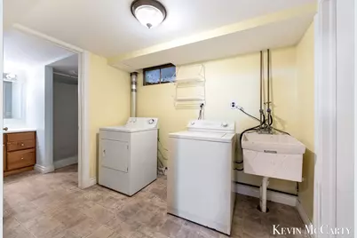 2722 Vassar Drive SE, Grand Rapids, MI 49506 - Photo 23