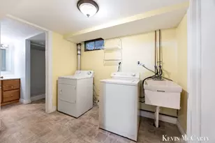2722 Vassar Dr SE, Grand Rapids, MI 49506 - Photo 23