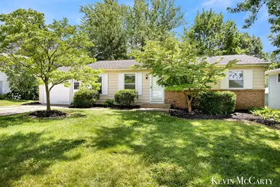 2722 Vassar Drive SE, Grand Rapids, MI 49506 - Photo 3