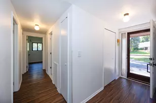 1521 Ledbury Dr, Bloomfield Township, MI 48304 - Photo 17