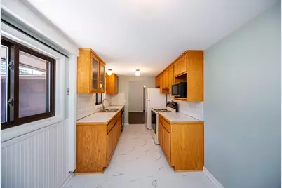 1521 Ledbury Drive, Bloomfield Township, MI 48304 - Photo 25