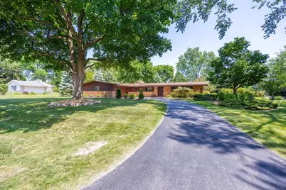 1521 Ledbury Drive, Bloomfield Township, MI 48304 - Photo 3