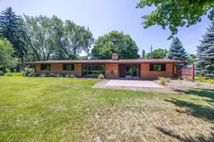 1521 Ledbury Dr, Bloomfield Township, MI 48304 - Photo 11