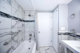 1521 Ledbury Dr, Bloomfield Township, MI 48304 - Photo 31