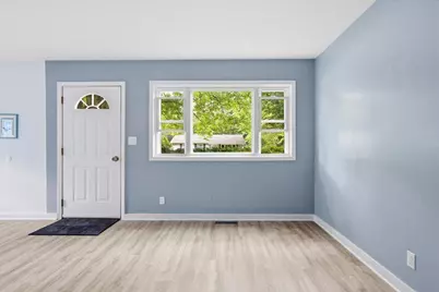 203 S Clinton Street, New Buffalo, MI 49117 - Photo 9