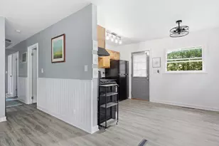 203 S Clinton St, New Buffalo, MI 49117 - Photo 11