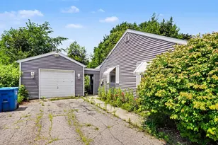 121 N Ridgeway Dr, Battle Creek, MI 49015 - Photo 11