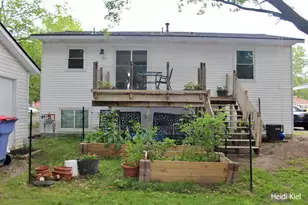 1382 Stanwood Dr NW, Grand Rapids, MI 49534 - Photo 5