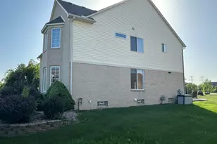49182 Woodson Way, Canton, MI 48187 - Photo 7