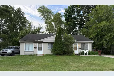 810 Young Street, Ypsilanti, MI 48198 - Photo 1