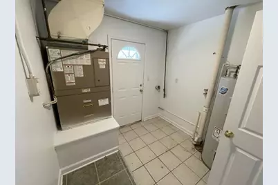 810 Young Street, Ypsilanti, MI 48198 - Photo 9