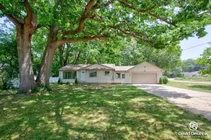 19 N Division Ave, Holland, MI 49424 - Photo 1