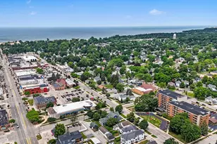 302 E Court St, Ludington, MI 49431 - Photo 41