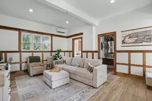 302 E Court St, Ludington, MI 49431 - Photo 13