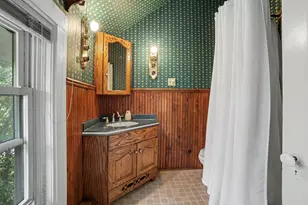 302 E Court St, Ludington, MI 49431 - Photo 37