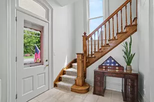 302 E Court St, Ludington, MI 49431 - Photo 9