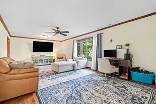 1393 Desmond St, Saint Joseph, MI 49085 - Photo 3