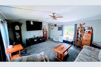 9479 N Bailey Road, Howard City, MI 49329 - Photo 5