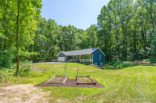12934 Hillcrest Dr NE, Lowell, MI 49331 - Photo 29